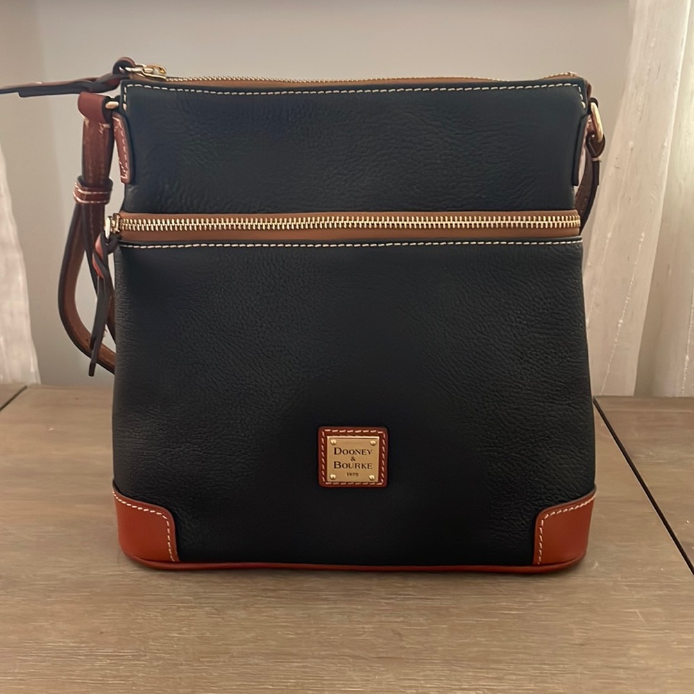 Dooney & Bourke Pebble Grain Crossbody